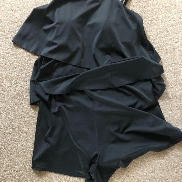 2 tiered Fit 4U romper/ bathing suit - Picture 5 of 8